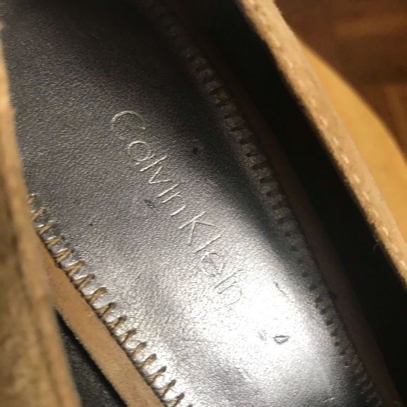 Tan Calvin Klein heels - Picture 3 of 3